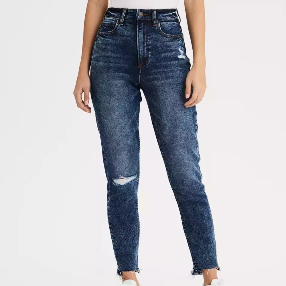 AE Highest Waist Mom Jean - Size 10 R